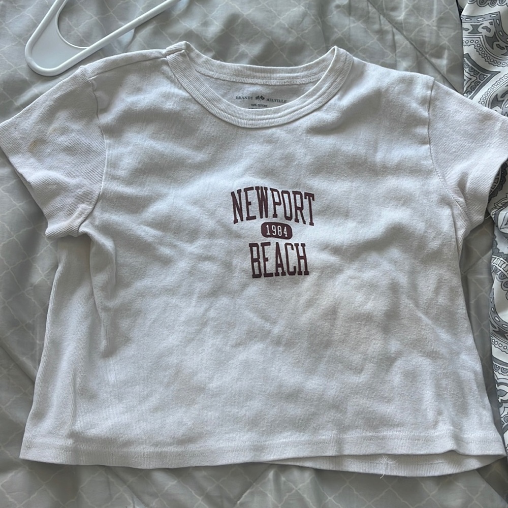 white newport beach brandy melville crop top